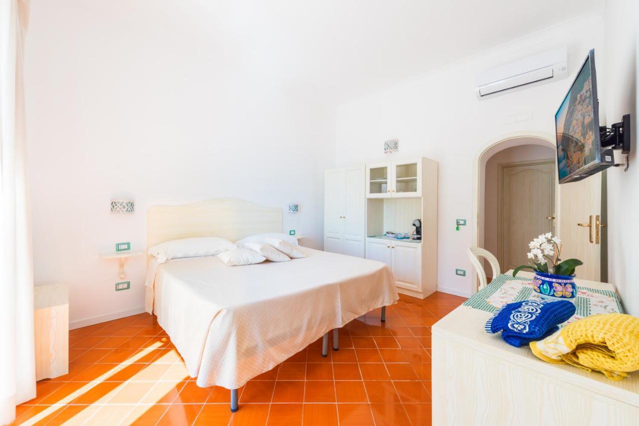 ホテル Casa Pietro ポジターノ エクステリア 写真